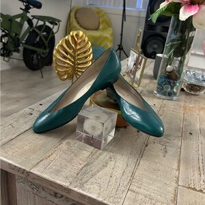 Caressa made in Italy Green Leather Flats